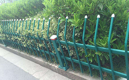 草坪圍欄